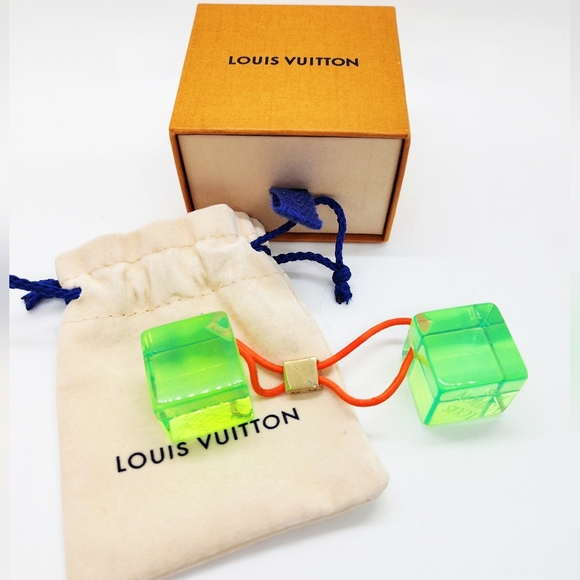 Louis Vuitton Logo Neon Green Hair Cubes - Picture 1 of 7